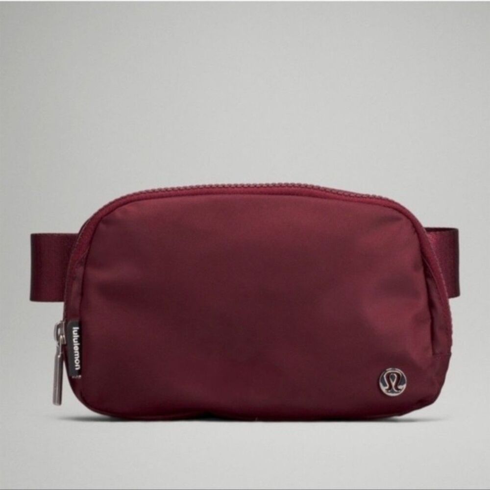 NWT Lululemon Everywhere Belt Bag Red Merlot